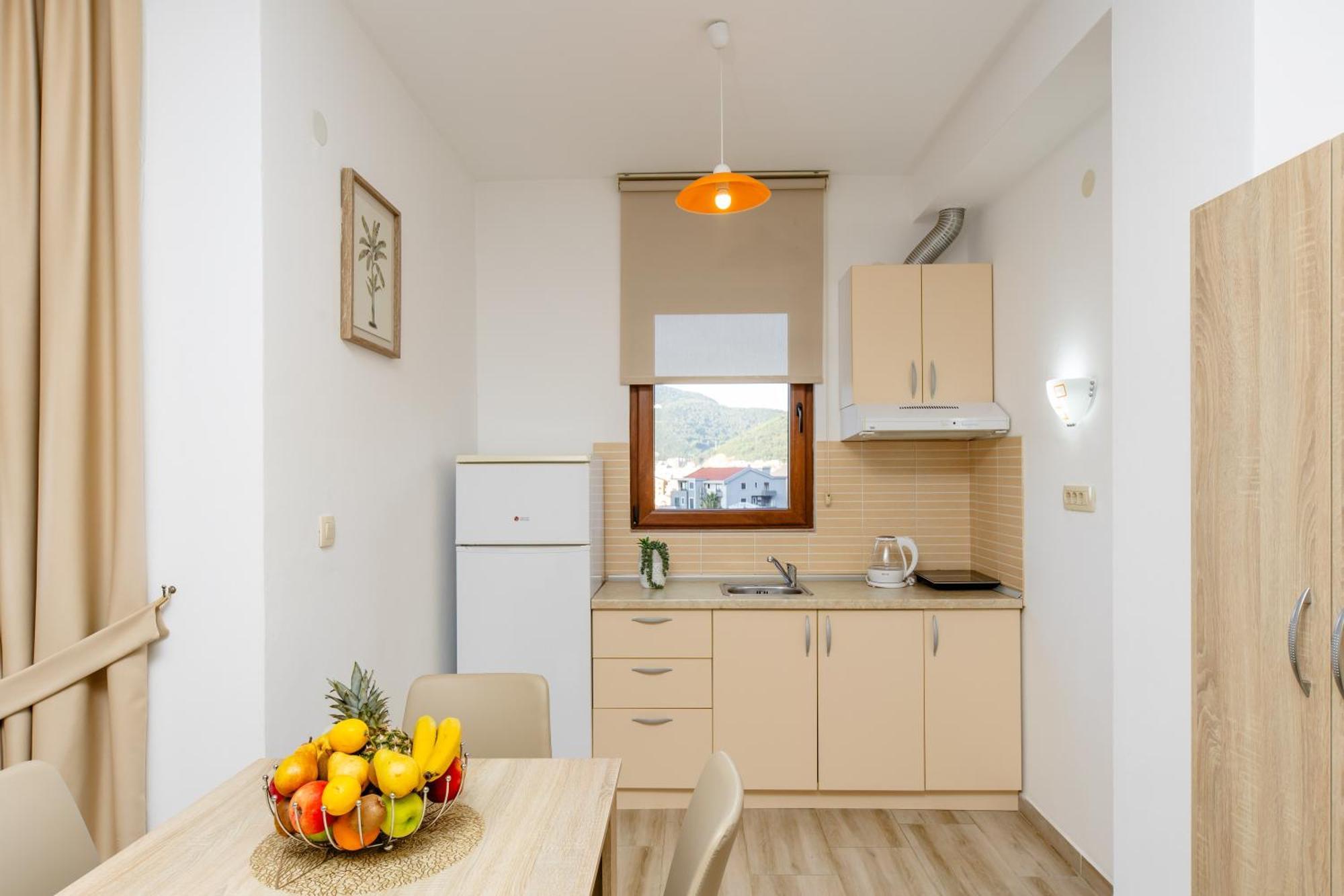 Arvala Apartments Budva Exterior photo