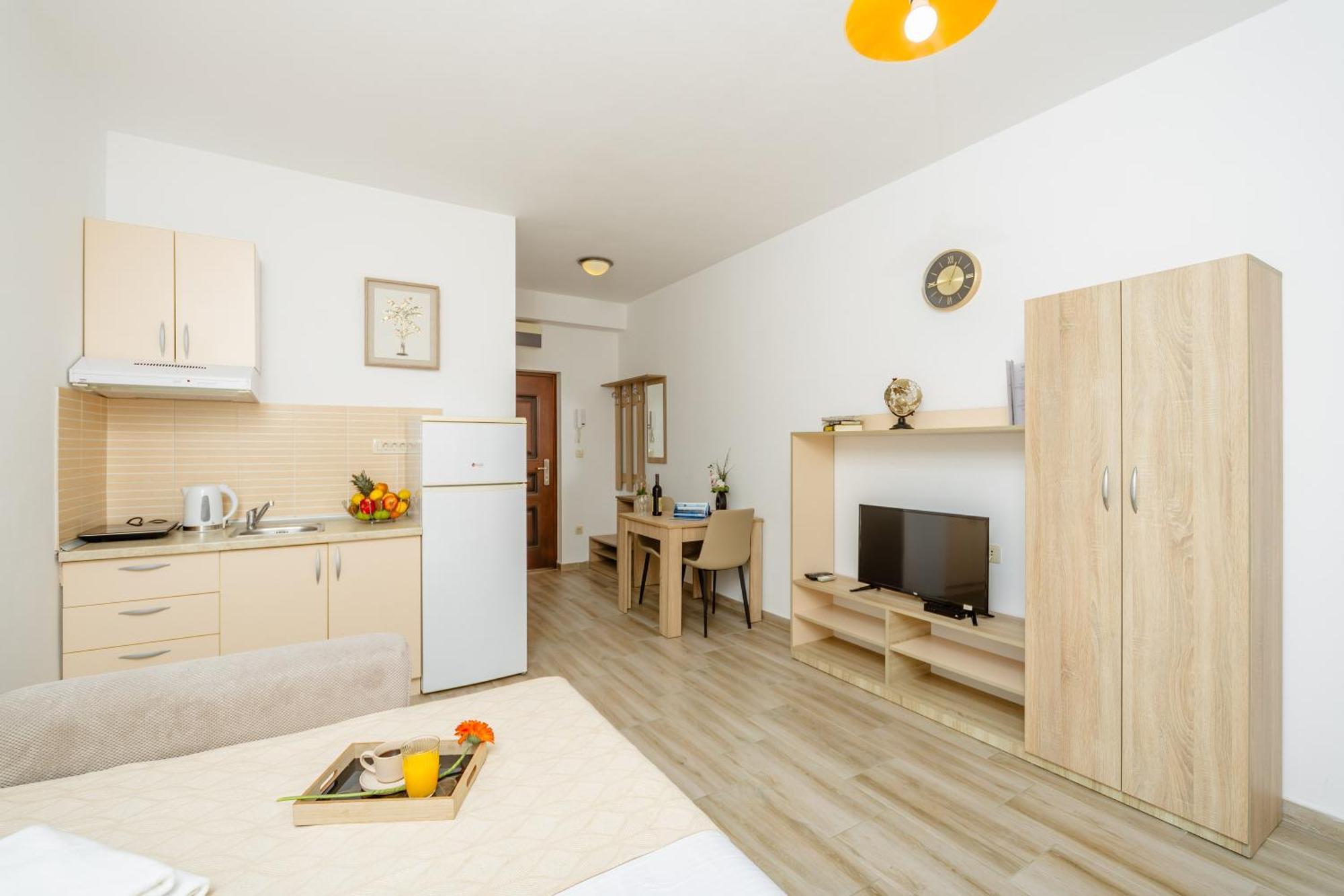 Arvala Apartments Budva Exterior photo