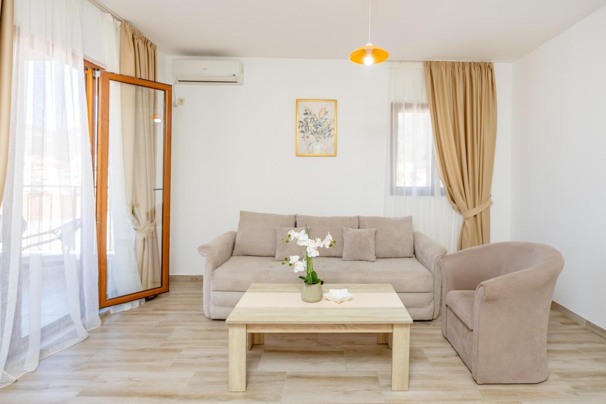 Arvala Apartments Budva Room photo