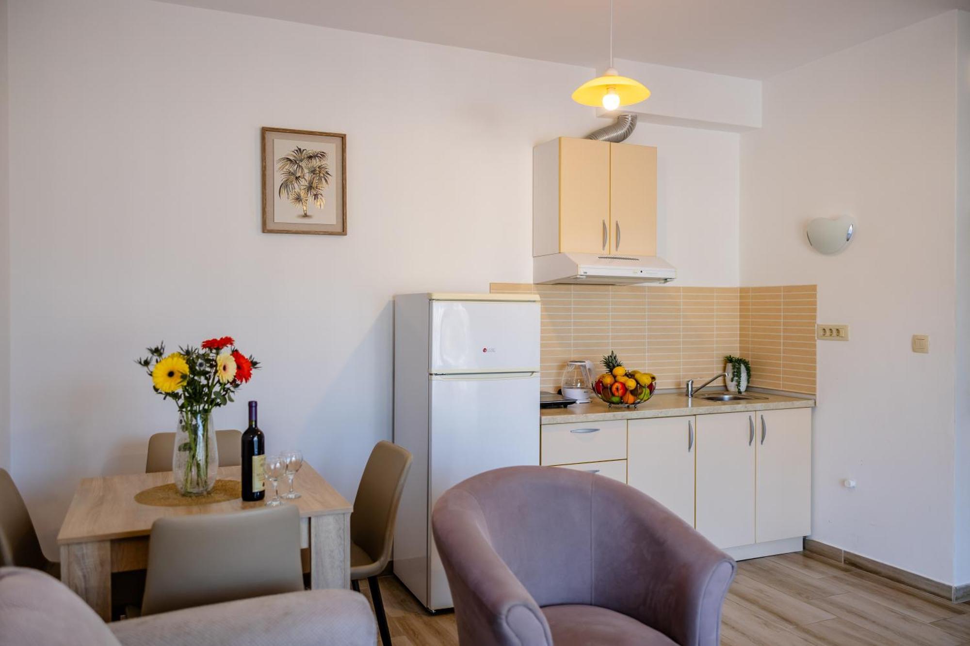 Arvala Apartments Budva Room photo